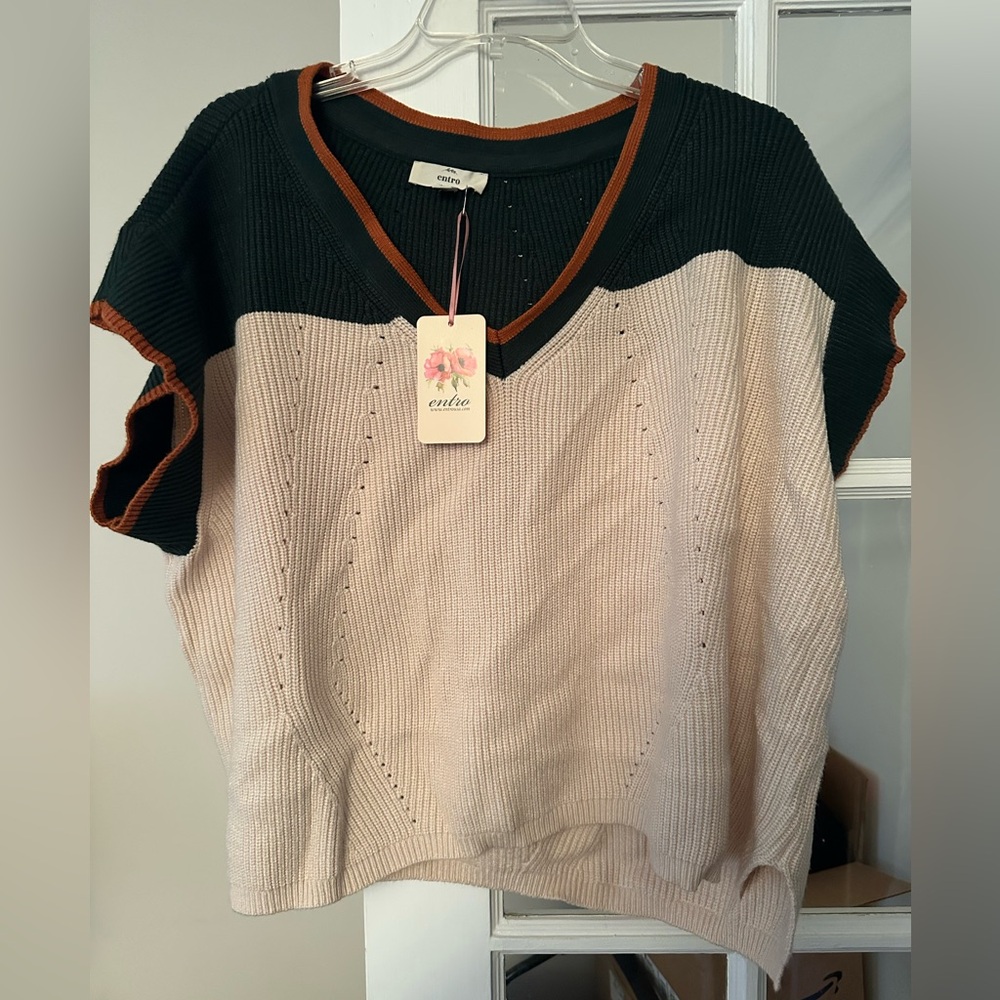 Entro short sleeve sweater